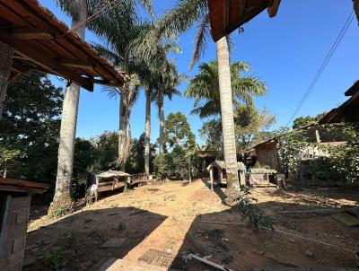 Stio para Venda, em Sarapu, bairro Cocaes, 2 dormitrios, 1 banheiro, 1 vaga