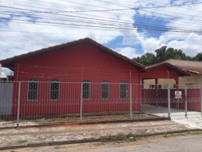 Casa para Venda, em Pouso Alegre, bairro JATOB, 3 dormitrios, 1 banheiro, 2 vagas