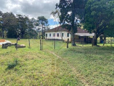 Fazenda para Venda, em Oliveira Fortes, bairro Centro, 5 dormitrios, 2 banheiros, 1 sute, 2 vagas