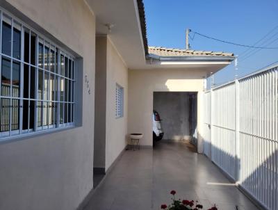 Casa para Venda, em Lenis Paulista, bairro Vila Antonieta I, 2 dormitrios, 2 banheiros, 1 sute, 4 vagas