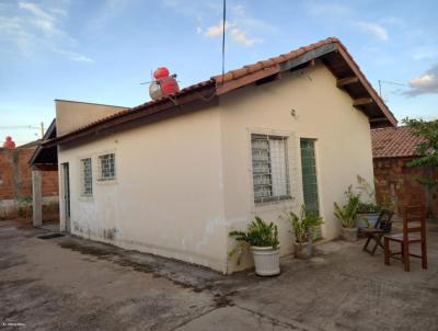 Casa para Venda, em Araatuba, bairro Conjunto Habitacional Elias Stefan, 2 dormitrios, 1 banheiro, 3 vagas