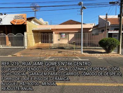 Casa para Locao, em Araguari, bairro CENTRO