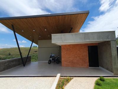 Casa para Venda, em Juiz de Fora, bairro Cruzeiro de Santo Antnio, 4 dormitrios, 5 banheiros, 4 sutes, 4 vagas