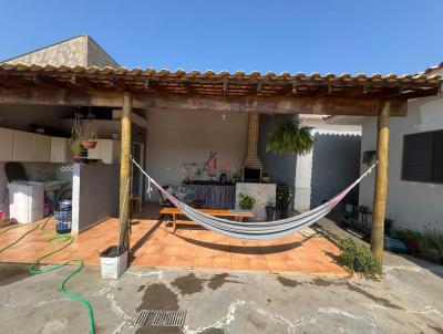 Casa para Venda, em Presidente Prudente, bairro GIRASSOIS, 3 dormitrios, 1 banheiro, 2 vagas