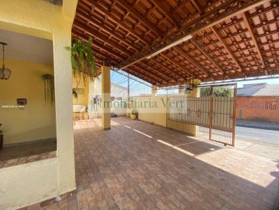 Casa para Venda, em Sorocaba, bairro Jardim Maria Eugnia, 3 dormitrios, 2 banheiros, 1 sute, 4 vagas