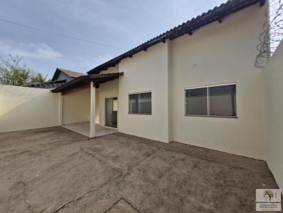 Casa para Venda, em Aparecida de Goinia, bairro Vila Braslia, 3 dormitrios, 2 banheiros, 1 sute, 2 vagas