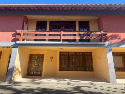 Casa para Venda, em Rio das Ostras, bairro Extenso Do Bosque, 2 dormitrios, 1 banheiro, 1 vaga