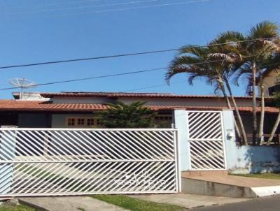 Casa para Venda, em Resende, bairro Morada das Agulhas, 3 dormitrios, 2 banheiros, 1 sute, 1 vaga