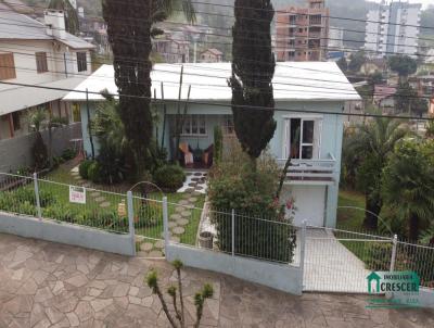 Casa para Venda, em Salvador do Sul, bairro Centro, 3 dormitrios, 3 banheiros, 1 sute, 2 vagas