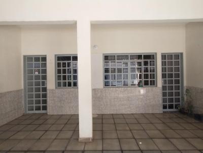 Casa para Venda, em RA VIII Ncleo Bandeirante, bairro Ncleo Bandeirante, 4 dormitrios, 3 banheiros, 1 sute, 2 vagas