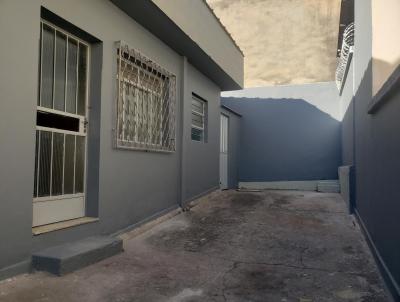 Casa para Locao, em Belo Horizonte, bairro Gloria, 2 dormitrios, 2 banheiros, 1 sute, 1 vaga