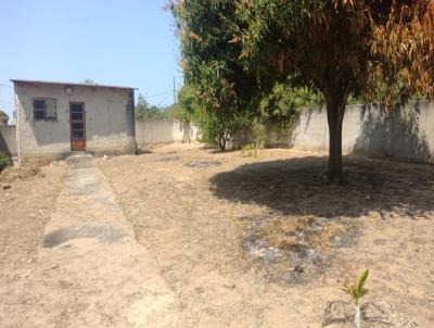 Casa para Venda, em Saquarema, bairro Vilatur, 1 dormitrio, 1 banheiro, 4 vagas