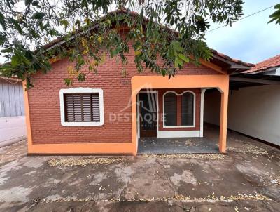 Casa para Locao, em Santo Anastcio, bairro Vila Sanchez Postigo, 3 dormitrios, 1 banheiro, 2 vagas