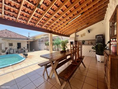 Casa para Venda, em Presidente Prudente, bairro Jardim Aviao, 2 dormitrios, 1 banheiro, 2 vagas