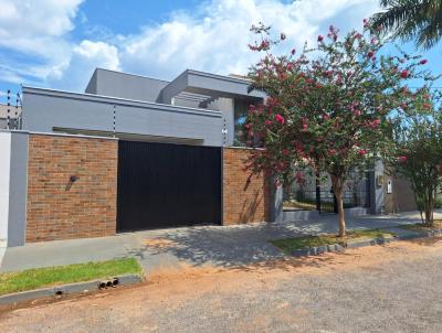 Casa para Venda, em Lucas do Rio Verde, bairro Bandeirantes, 3 dormitrios, 3 banheiros, 3 sutes, 2 vagas