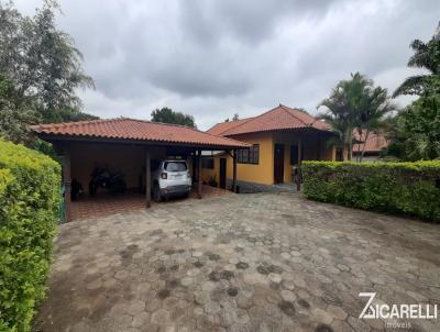 Casa para Venda, em Itatiaia, bairro PENEDO, 4 dormitrios, 2 banheiros, 1 sute, 3 vagas