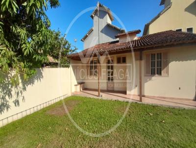 Casa para Venda, em Rio das Ostras, bairro Peixe Dourado II, 2 dormitrios, 1 banheiro, 3 vagas