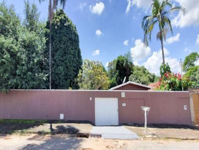 Casa para Venda, em Aparecida de Goinia, bairro Stios Santa Luzia Residencial, 3 dormitrios, 2 banheiros, 1 sute, 4 vagas