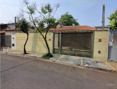 Casa para Venda, em Lins, bairro Irmos Andrade, 3 dormitrios, 2 banheiros, 1 sute, 5 vagas