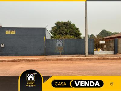 Casa para Venda, em Rolim de Moura, bairro Centro, 4 dormitrios, 2 banheiros