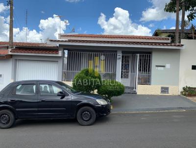 Casa para Venda, em So Joo da Boa Vista, bairro Jardim Primavera, 3 dormitrios, 2 banheiros, 2 vagas