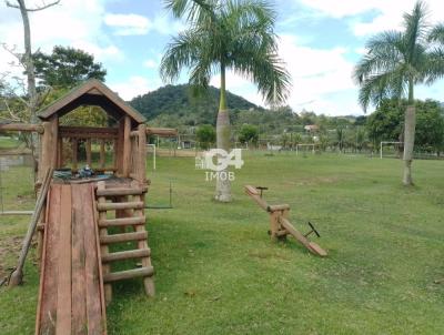 Stio para Venda, em Maric, bairro Caxito, 3 dormitrios, 3 banheiros, 4 vagas