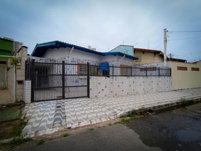 Casa para Venda, em Praia Grande, bairro Imperador, 2 dormitrios, 1 banheiro, 1 sute, 2 vagas