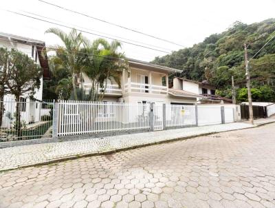 Casa para Venda, em Joinville, bairro Glria, 4 dormitrios, 1 sute, 2 vagas