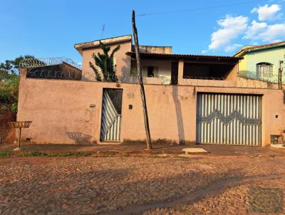 Casa para Venda, em Par de Minas, bairro Gro Par, 3 dormitrios, 2 banheiros, 2 vagas