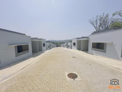 Casa em Condomnio para Venda, em Atibaia, bairro Usina, 2 dormitrios, 1 banheiro, 1 sute, 1 vaga