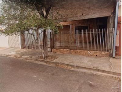 Casa para Venda, em , bairro Jardim Santurio de Ftima, 3 dormitrios