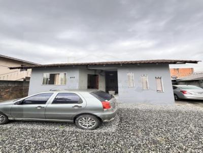 Casas Financiveis para Venda, em Joinville, bairro Petrpolis, 3 dormitrios, 2 banheiros, 1 sute