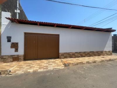 Casa para Venda, em Goinia, bairro Santo Hilrio Expanso, 3 dormitrios, 2 banheiros, 1 sute, 2 vagas