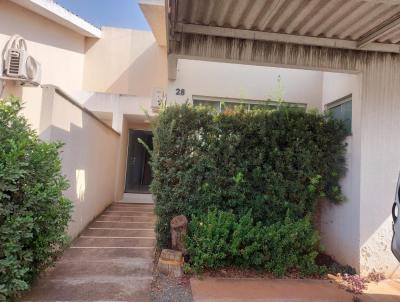 Casa em Condomnio para Venda, em Goinia, bairro Jardim Novo Mundo, 3 dormitrios, 2 banheiros, 1 sute, 2 vagas