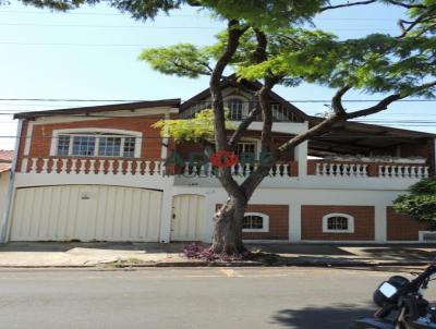 Casa para Venda, em Piracicaba, bairro Vila Independncia, 3 dormitrios, 3 banheiros, 1 sute, 4 vagas