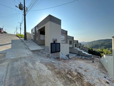 Casa para Venda, em Brusque, bairro Tomaz Coelho, 2 banheiros, 2 sutes, 2 vagas