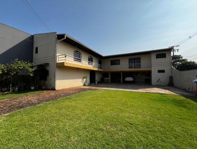 Sobrado para Venda, em Foz do Iguau, bairro Trs Bandeiras, 5 banheiros, 3 sutes, 3 vagas