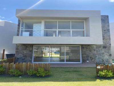 Casa para Venda, em Passo de Camaragibe, bairro Praia do Marceneiro, 3 dormitrios, 4 banheiros, 3 sutes