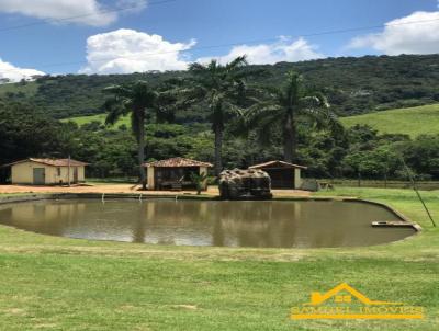 Casa para Venda, em , bairro rea Rural de Pouso Alegre, 2 dormitrios, 1 banheiro