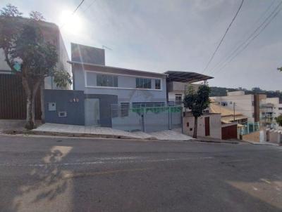 Casa para Venda, em Juiz de Fora, bairro Recanto da Mata, 3 dormitrios, 3 banheiros, 1 sute, 4 vagas