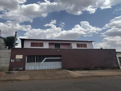  para Venda, em Goianira, bairro Residencial Triunfo, 5 dormitrios, 2 banheiros, 2 vagas