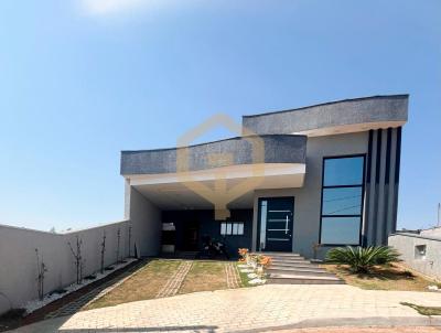 Casa para Venda, em Alfenas, bairro Cidade Jardim, 3 dormitrios, 2 banheiros, 1 sute, 4 vagas