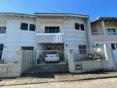 Sobrado para Venda, em Florianpolis, bairro Ingleses do Rio Vermelho, 2 dormitrios, 1 banheiro, 1 vaga