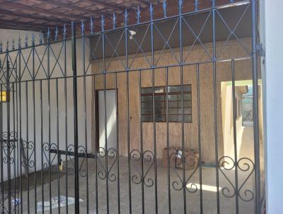 Casa para Venda, em Itapetininga, bairro Vila Regina, 2 dormitrios, 1 banheiro, 2 vagas