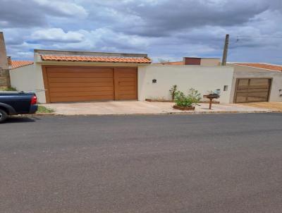 Casa para Venda, em Brodowski, bairro Bom Jardim, 2 dormitrios, 4 banheiros, 2 vagas