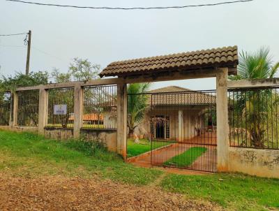 Chcara para Venda, em Londrina, bairro Condomnio dos Periquitos, 2 dormitrios, 2 banheiros, 1 sute, 3 vagas