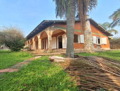 Casa 3 dormitrios para Locao, em Uruguaiana, bairro AABB, 3 dormitrios, 4 banheiros, 2 sutes