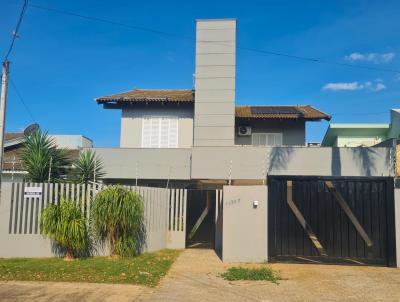 Casa para Venda, em Lucas do Rio Verde, bairro Pioneiro, 3 dormitrios, 1 sute, 2 vagas