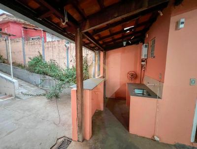 Casa para Locao, em Alfenas, bairro Jardim So Carlos, 7 dormitrios, 3 banheiros, 1 vaga