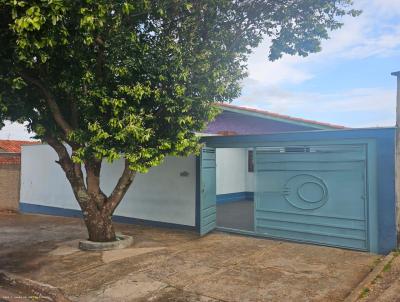 Casa para Venda, em Botucatu, bairro JARDIM CIRANDA, 4 dormitrios